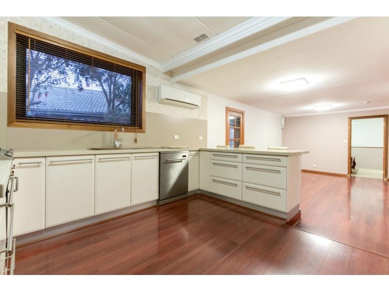 16 Centenary Street, Seaford VIC 3198