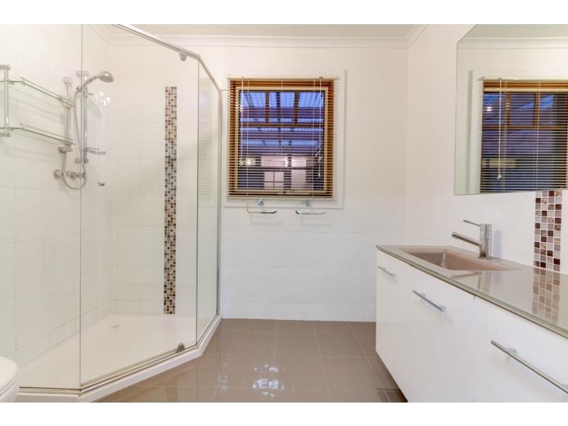 16 Centenary Street, Seaford VIC 3198