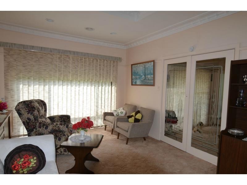 2 Carnarvon Street, Lang Lang VIC 3984