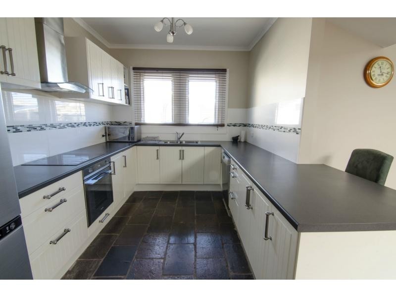 343 Rossiter Road, Koo Wee Rup VIC 3981