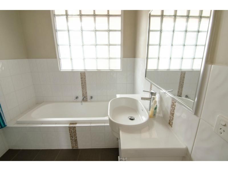343 Rossiter Road, Koo Wee Rup VIC 3981