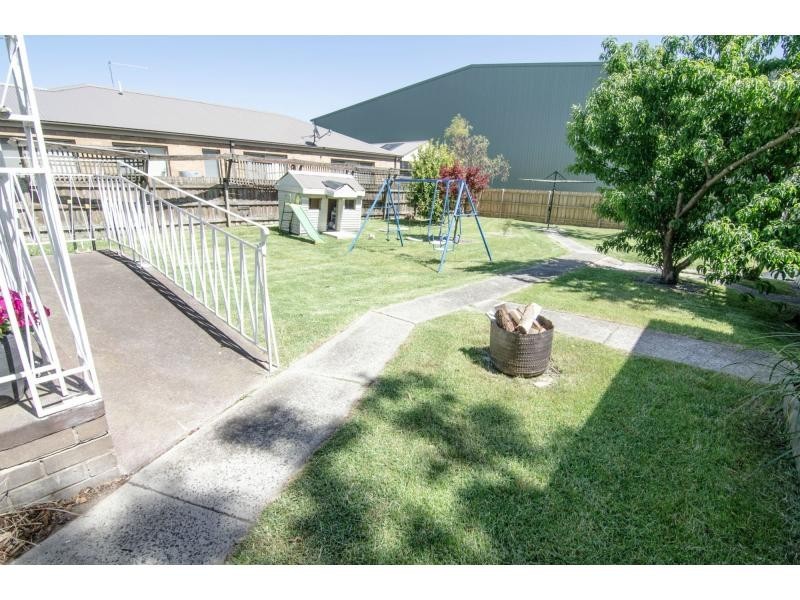 343 Rossiter Road, Koo Wee Rup VIC 3981