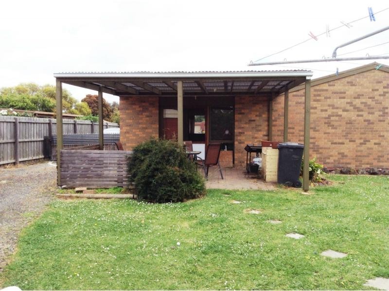 25 Kingston Avenue, Pakenham VIC 3810