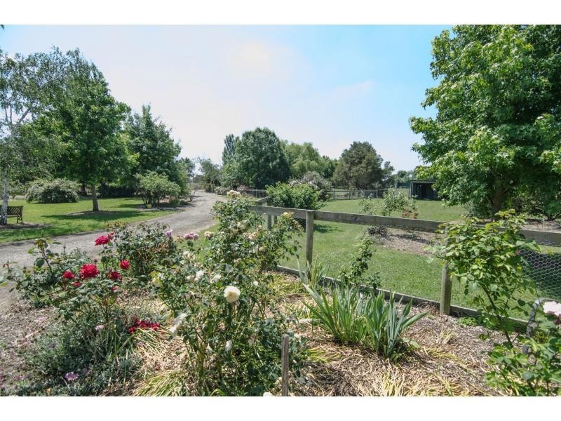 104 Coster Road, Modella VIC 3816