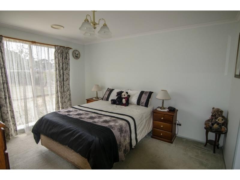 104 Coster Road, Modella VIC 3816