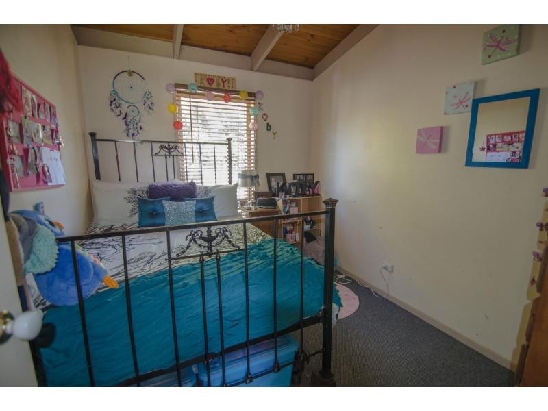 38 James Street, Lang Lang VIC 3984