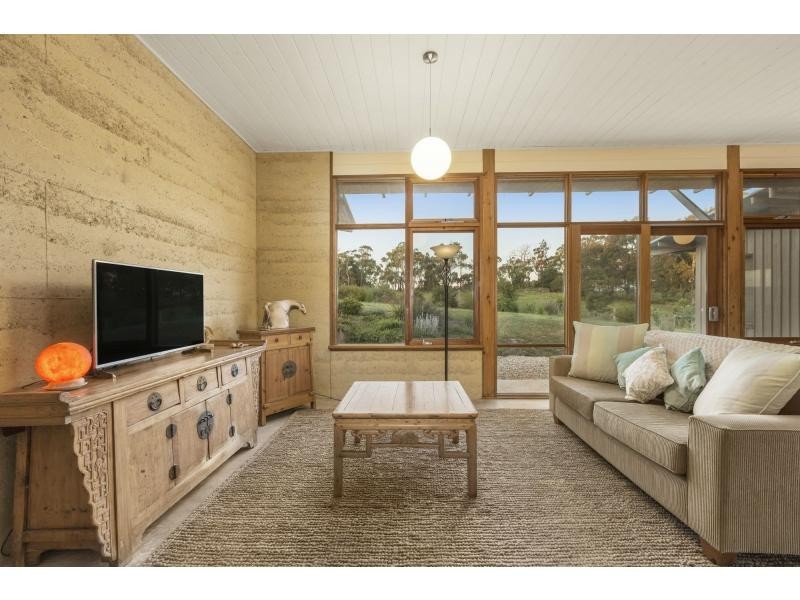 13 Carlisle Close, Nyora VIC 3987