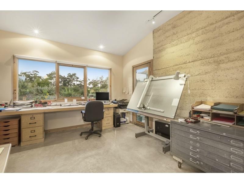 13 Carlisle Close, Nyora VIC 3987