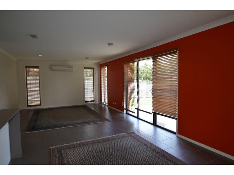 26 Townley Road, Koo Wee Rup VIC 3981