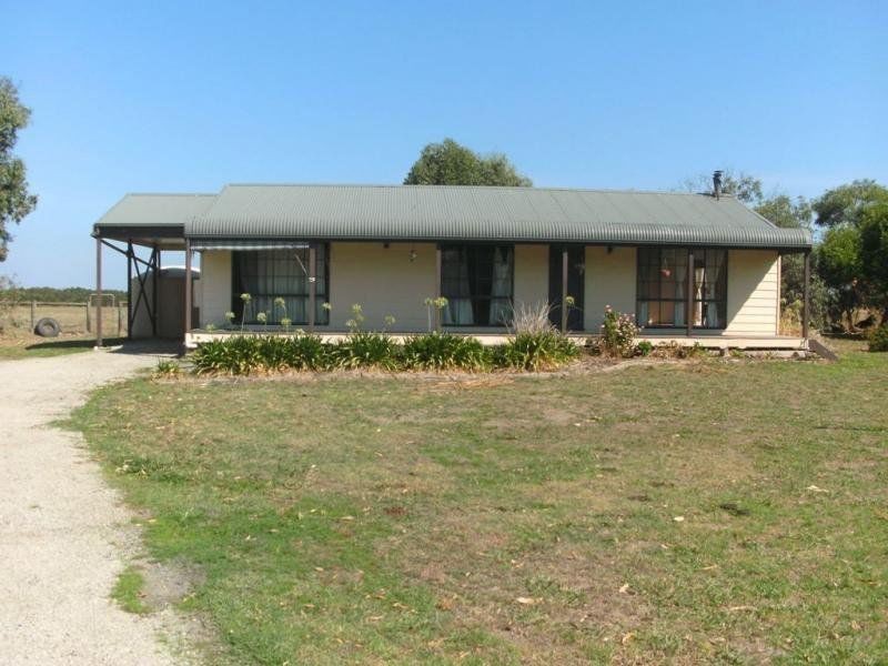 15 Cemetary Road, Corinella VIC 3984