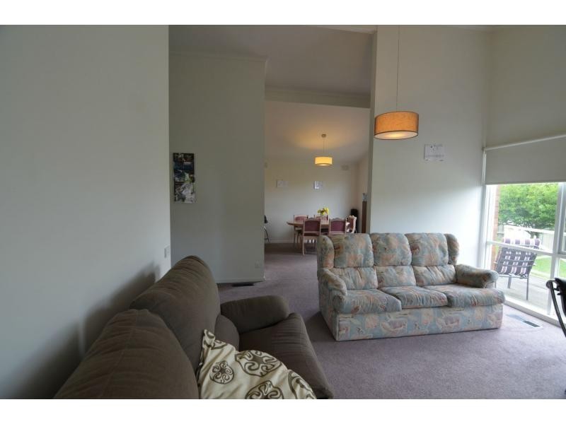 226 Rossiter Road, Koo Wee Rup VIC 3981