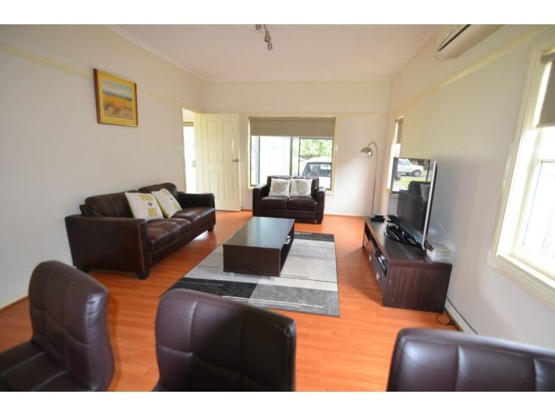 9 Carnarvon Street, Lang Lang VIC 3984