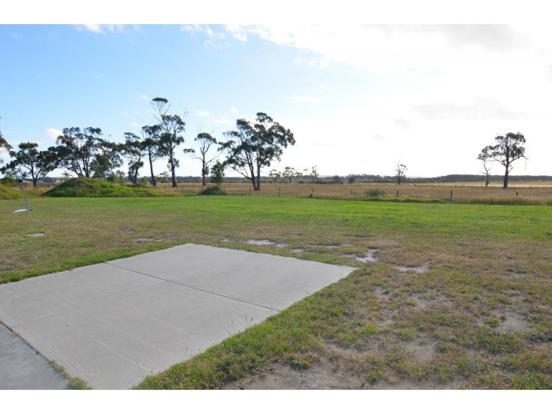 L18 Everitt Close, Lang Lang VIC 3984