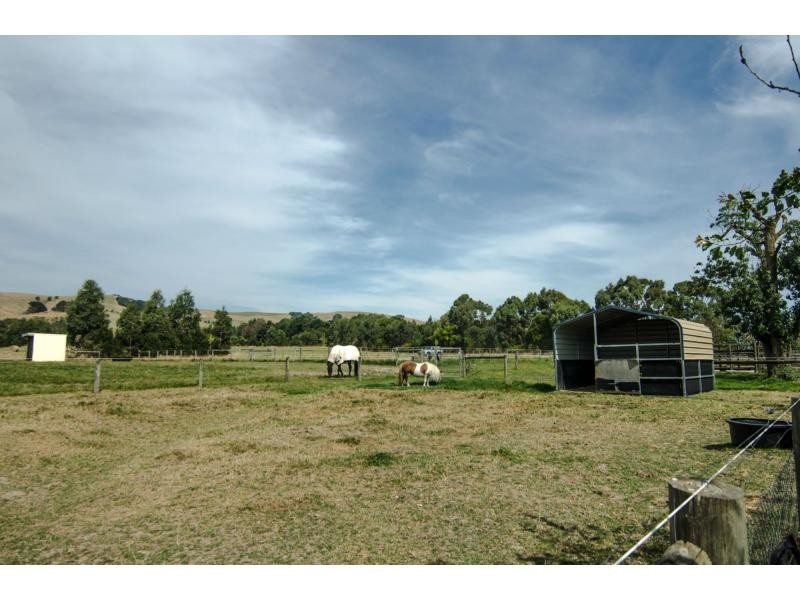495 Loch Kernot Road, Woodleigh VIC 3945