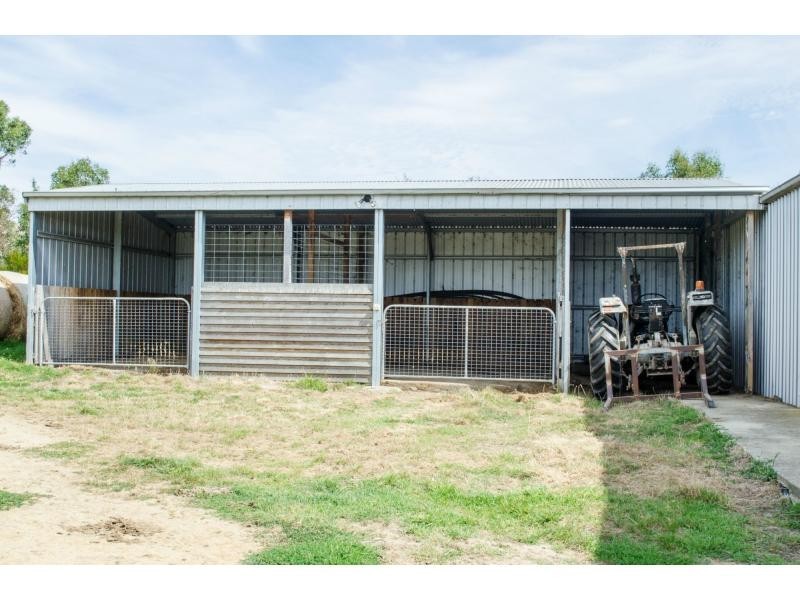 495 Loch Kernot Road, Woodleigh VIC 3945