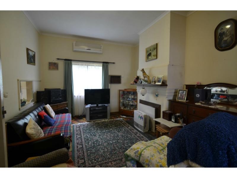 16 Gardner Street, Koo Wee Rup VIC 3981