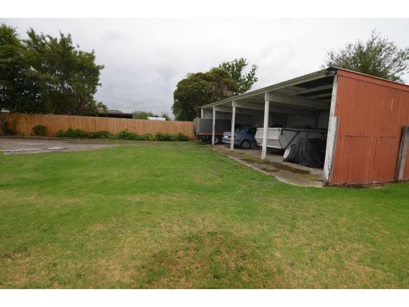 16 Gardner Street, Koo Wee Rup VIC 3981