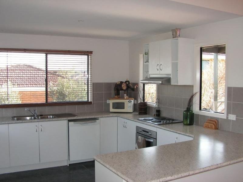 16 Genista Street, San Remo VIC 3925