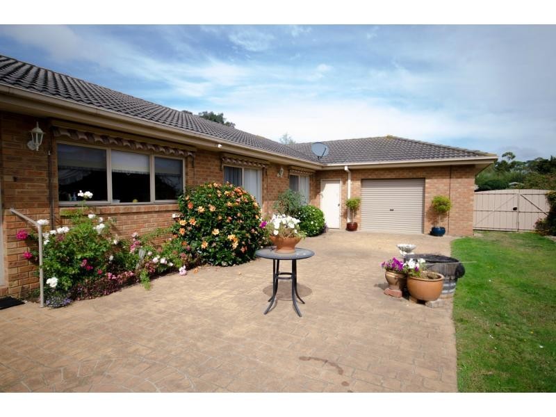 32 James Street, Lang Lang VIC 3984