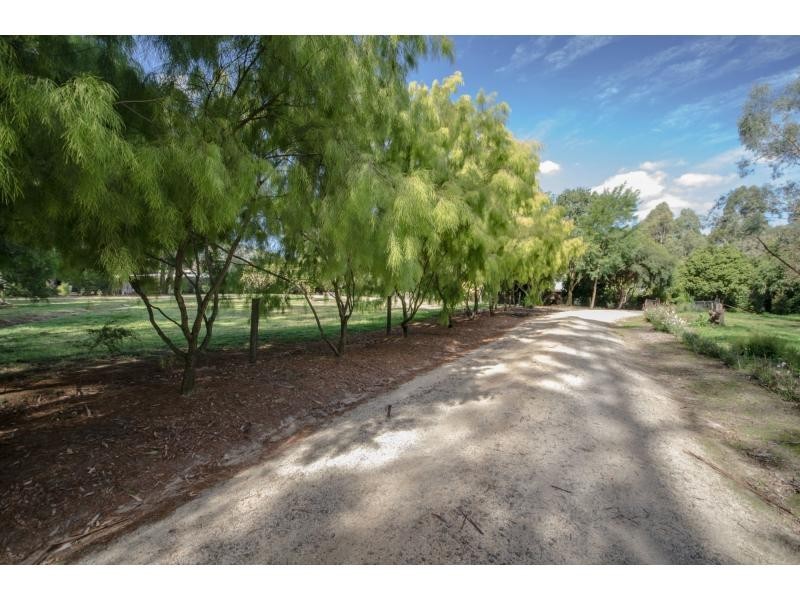 345 Henrys Road, Nyora VIC 3987
