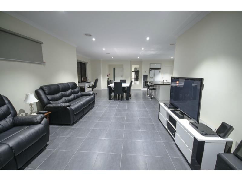 43 Rupert Street, Lang Lang VIC 3984