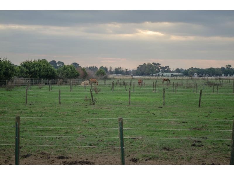 85 School Road, Bayles VIC 3981