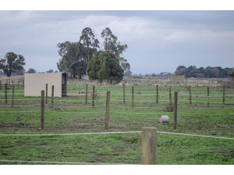 85 School Road, Bayles VIC 3981