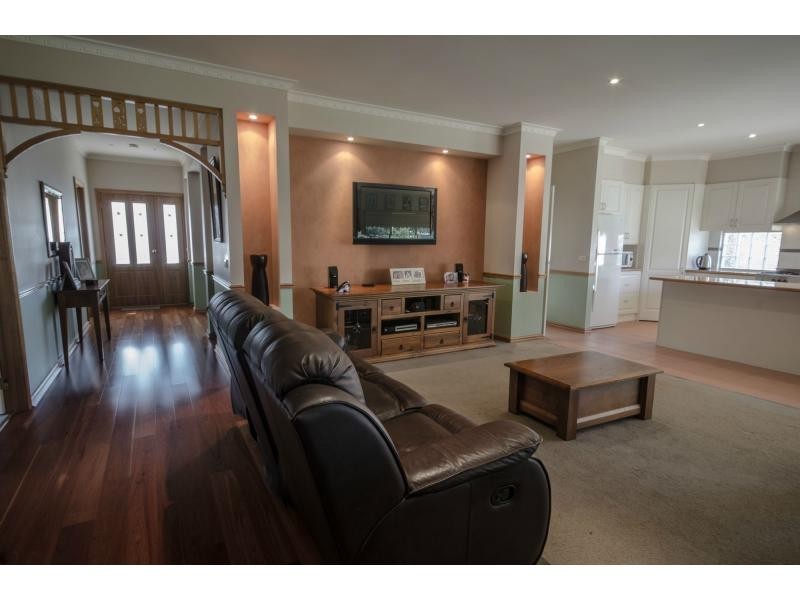 17 Tresize Court, Lang Lang VIC 3984