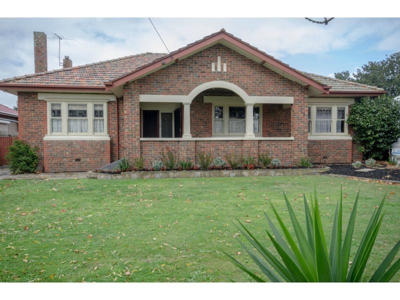 372 Rossiter Road, Koo Wee Rup VIC 3981