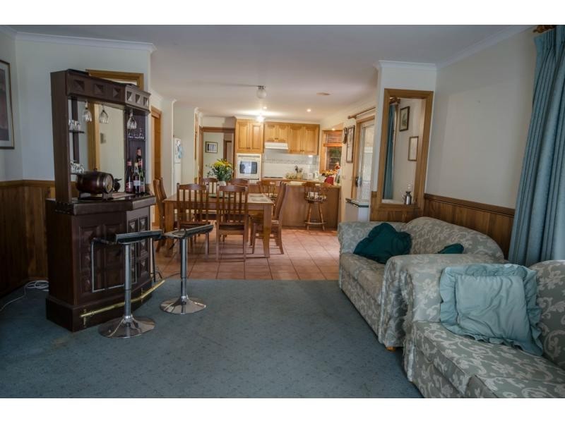 26 Alexandra Avenue, Koo Wee Rup VIC 3981