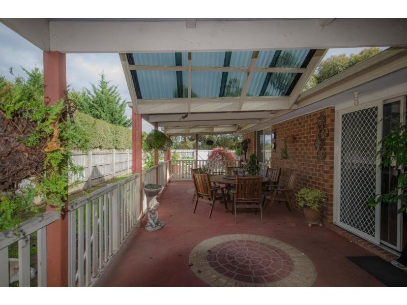 26 Alexandra Avenue, Koo Wee Rup VIC 3981