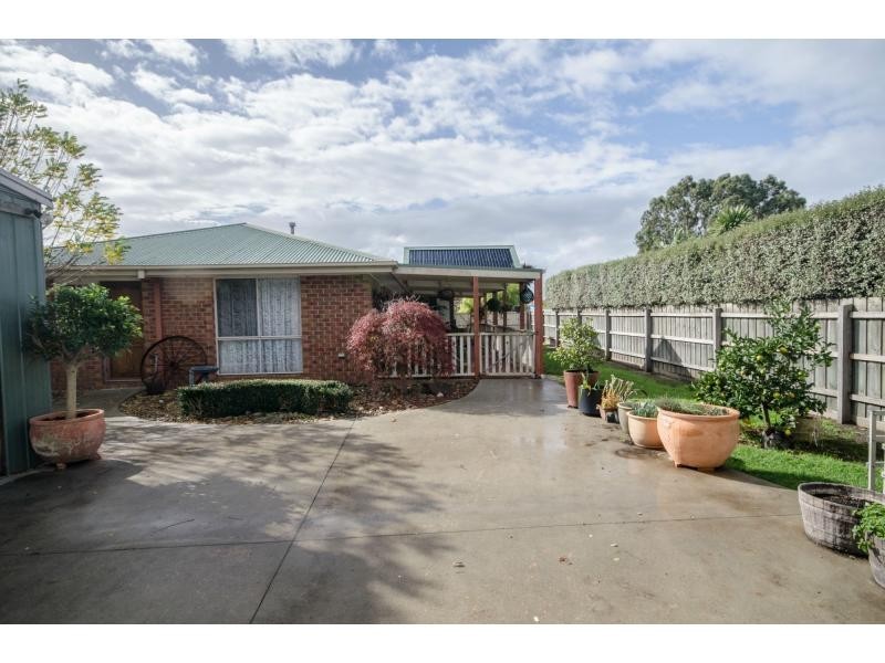 26 Alexandra Avenue, Koo Wee Rup VIC 3981