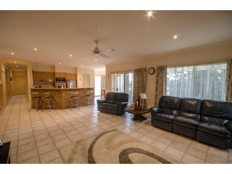 218 McDonalds Track, Lang Lang VIC 3984