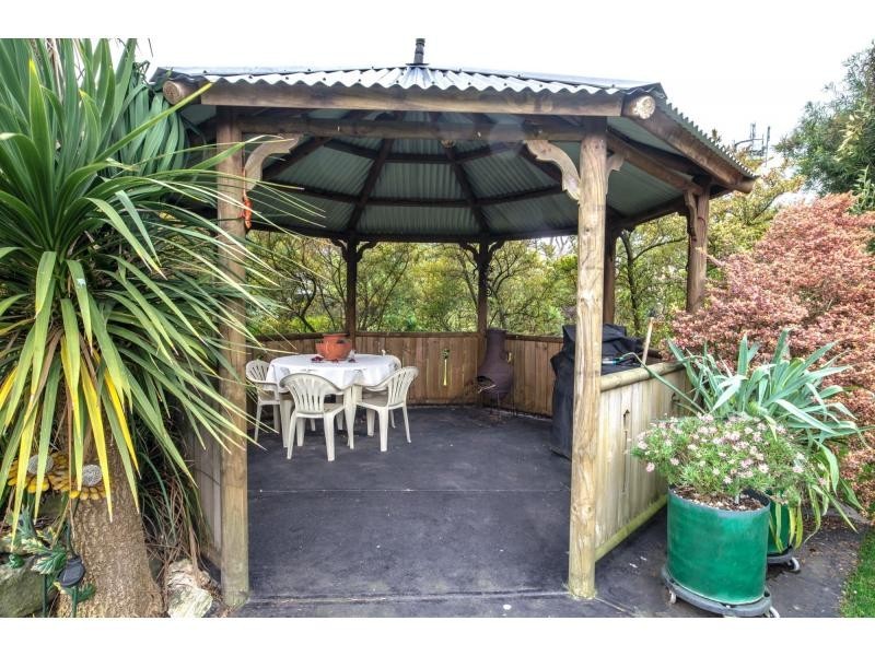 218 McDonalds Track, Lang Lang VIC 3984