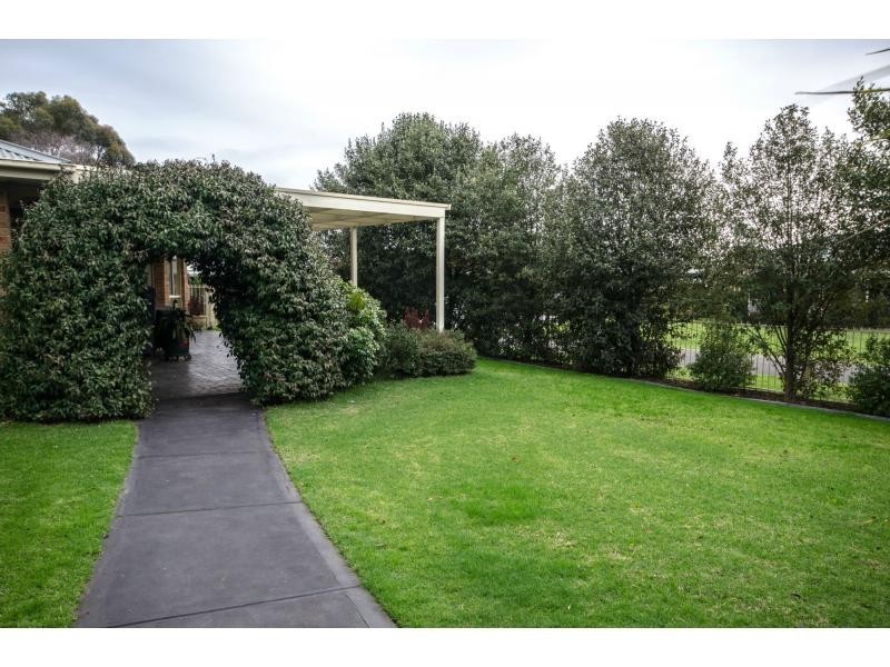 218 McDonalds Track, Lang Lang VIC 3984