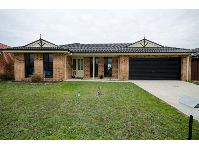 7 Barnes Way, Koo Wee Rup VIC 3981