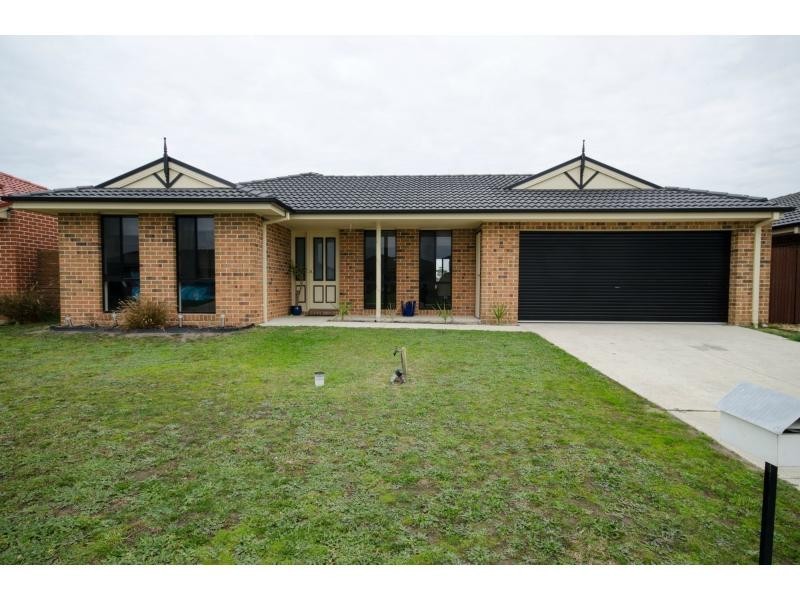 7 Barnes Way, Koo Wee Rup VIC 3981