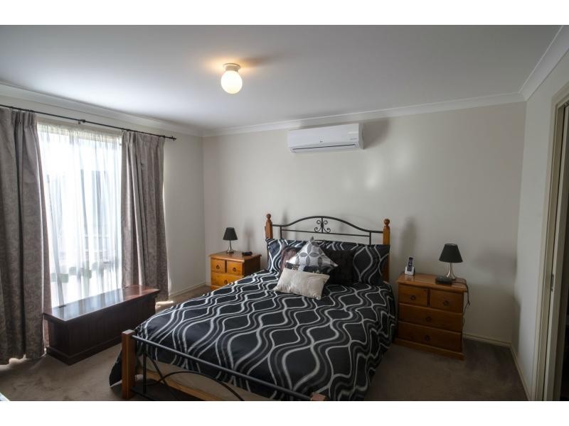 11 Emerald Close, Koo Wee Rup VIC 3981