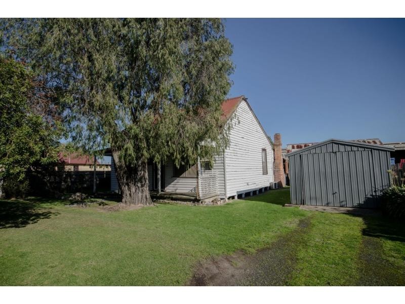 11 Oxford Street, Lang Lang VIC 3984