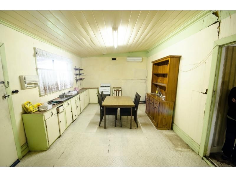 11 Oxford Street, Lang Lang VIC 3984