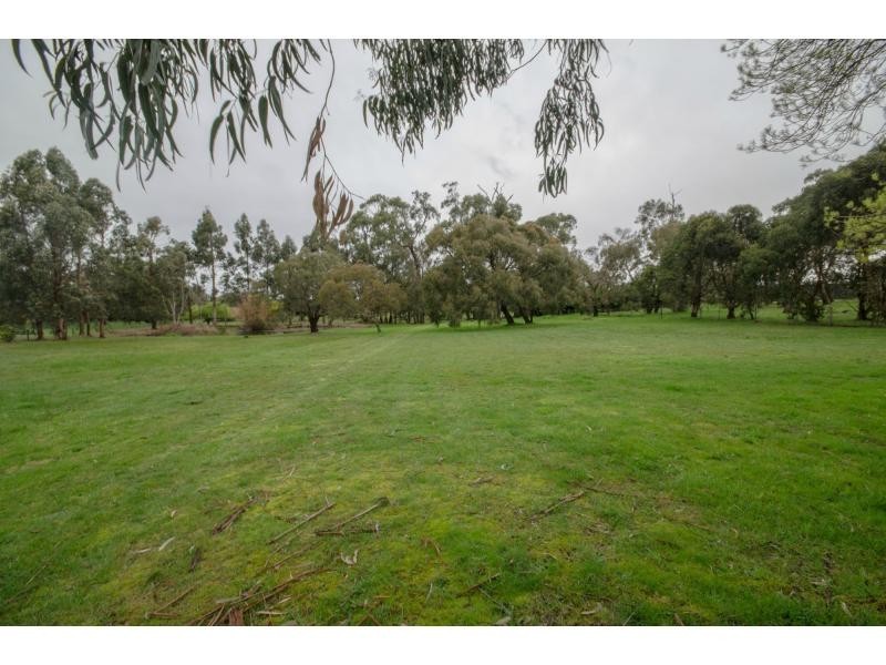 254 McDonalds Track, Lang Lang VIC 3984