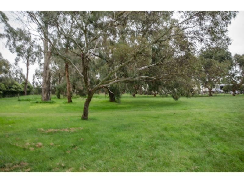 254 McDonalds Track, Lang Lang VIC 3984