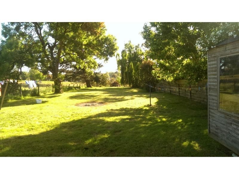 16 Grundy Avenue, Nyora VIC 3987