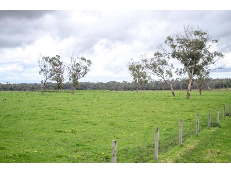 L1, 65 Hills Road, Nyora VIC 3987