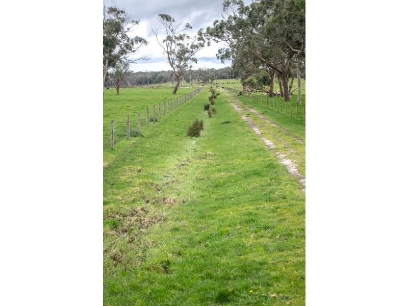 L1, 65 Hills Road, Nyora VIC 3987