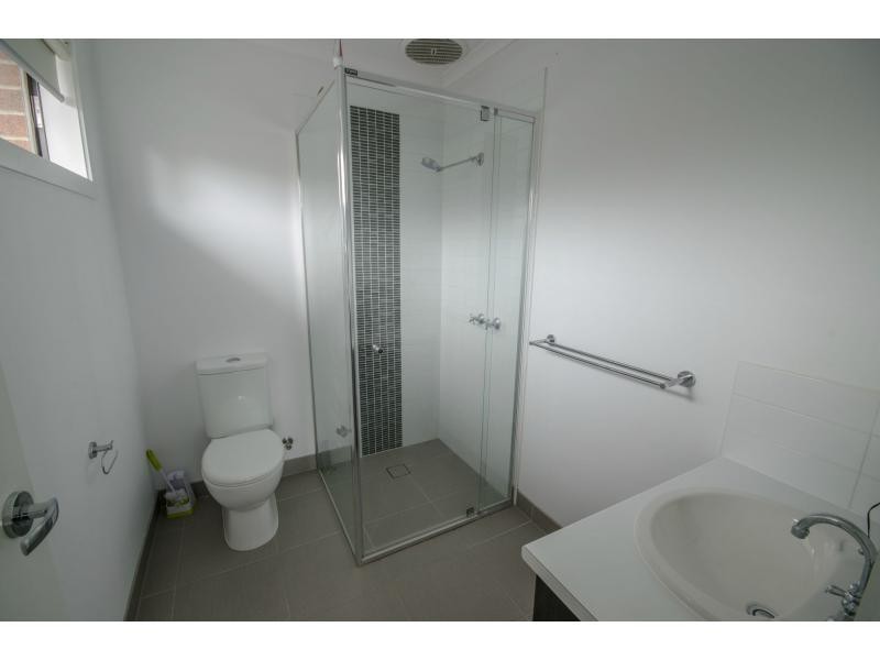 Unit 1 & 2/37 Henry Street, Koo Wee Rup VIC 3981