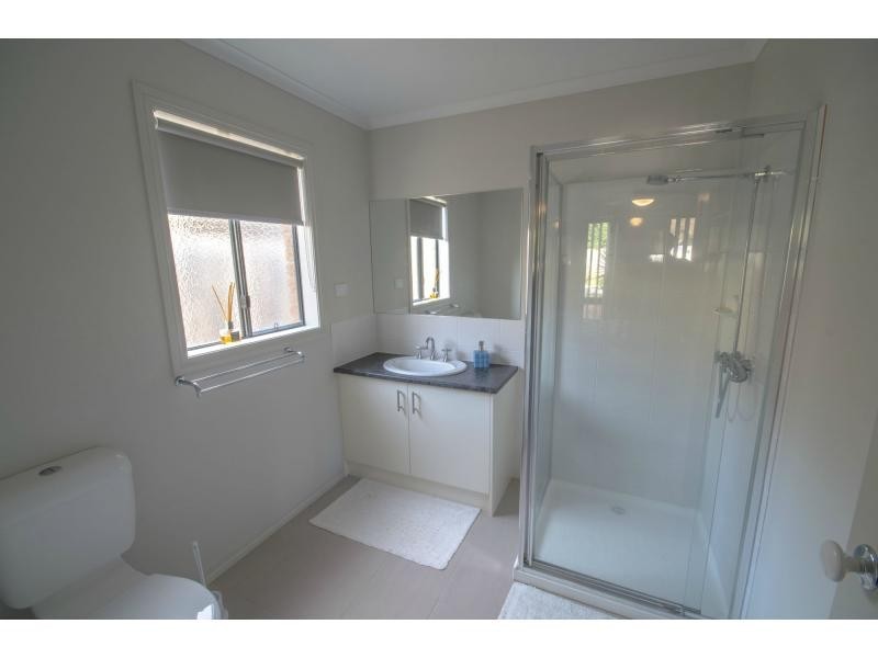 2 Cullen Drive, Lang Lang VIC 3984