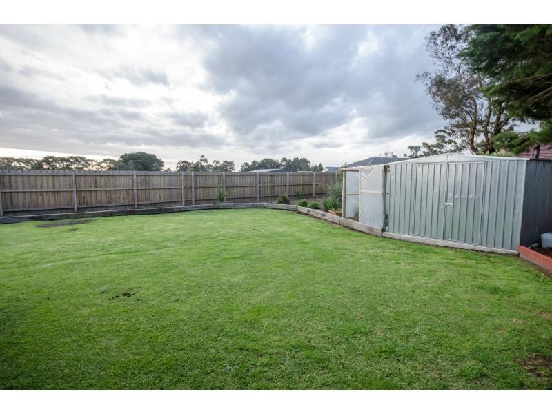 2 Cullen Drive, Lang Lang VIC 3984