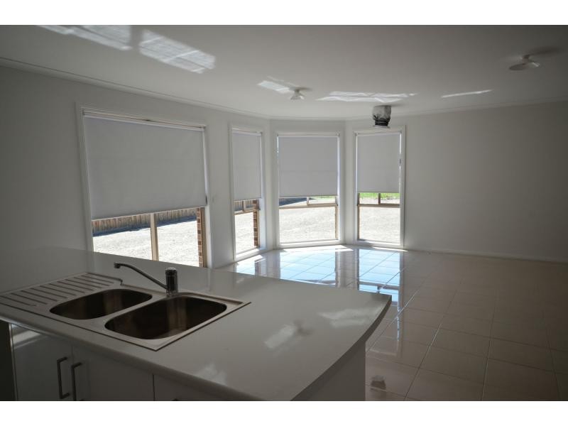 201 McDonalds Track, Lang Lang VIC 3984