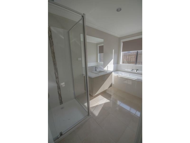 58 Roseberry Street, Lang Lang VIC 3984